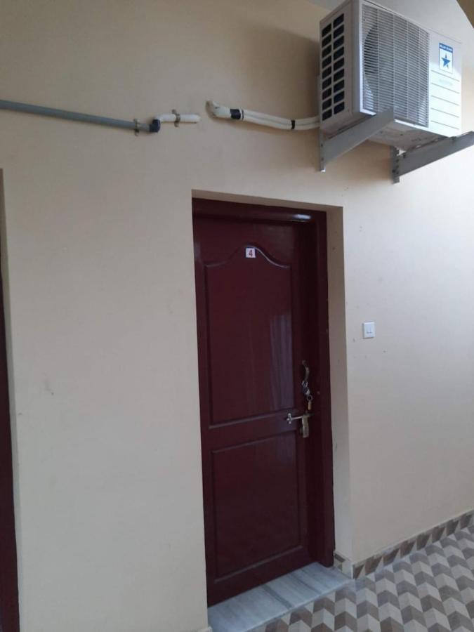 Raghavi Tourist Home كانياكومارى المظهر الخارجي الصورة