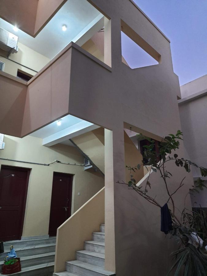 Raghavi Tourist Home كانياكومارى المظهر الخارجي الصورة